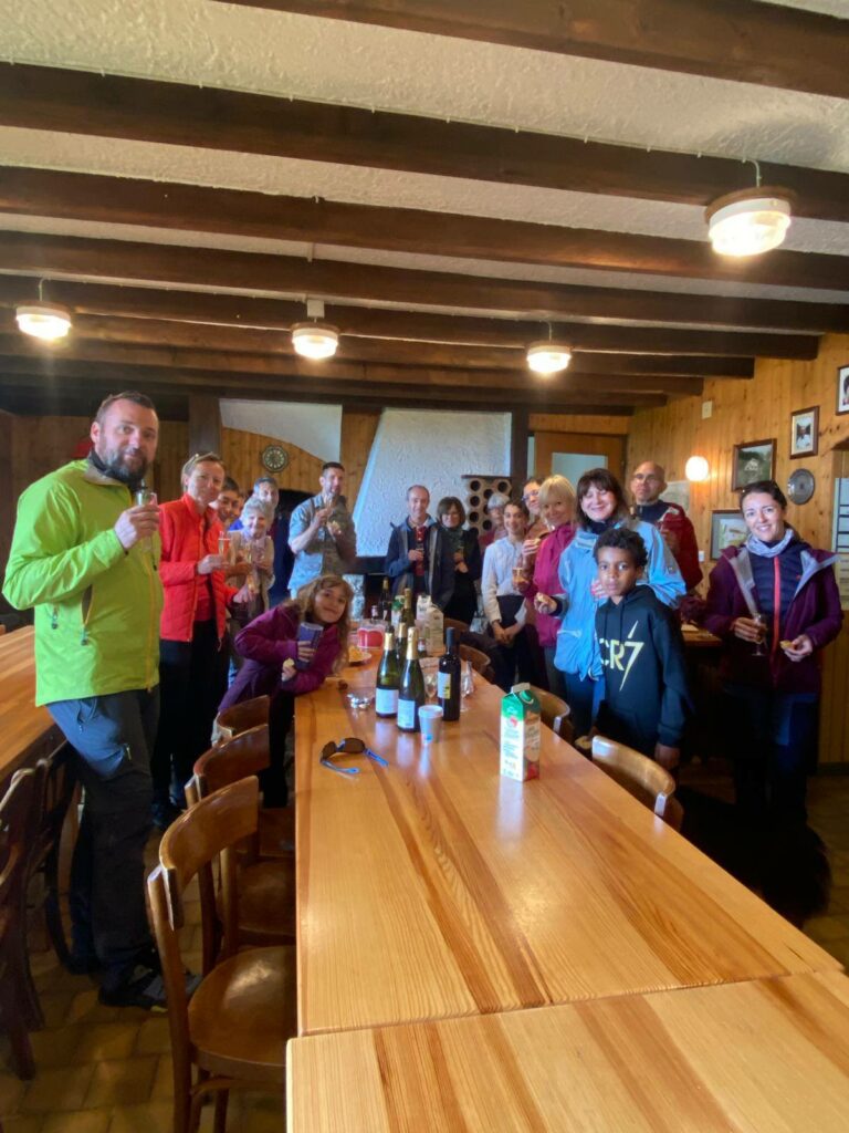 Très belle journée au chalet René Girny, merci à tous les partici